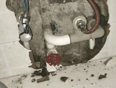 城固卫生间漏水维修公司专业为您介绍下城固查漏水的服务流程是怎么样的。首先需求找专业的师傅走效